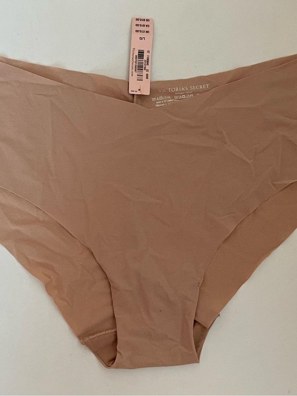 Victoria's Secret Nude/Tan Seamless Hiphugger Panty Sz L